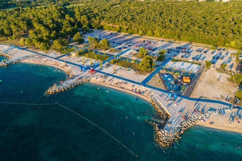 Apartment Log In Štinjan Екстериор снимка